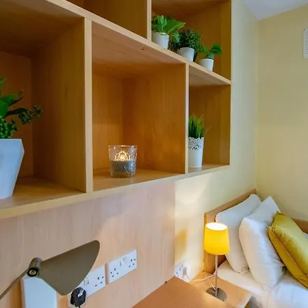 Nyaraló 88 - Spacious Townhouse By Shortstays - Sleeps 5 Galway