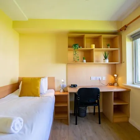 88 - Spacious Townhouse By Shortstays * Galway