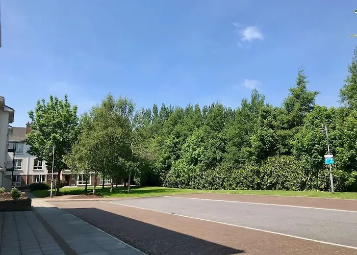 88 - Spacious Townhouse By Shortstays * Голуэй